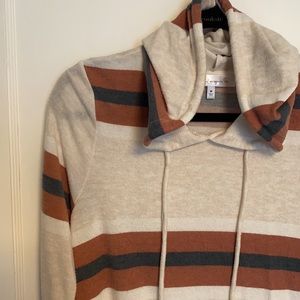 Maternity sweatshirt